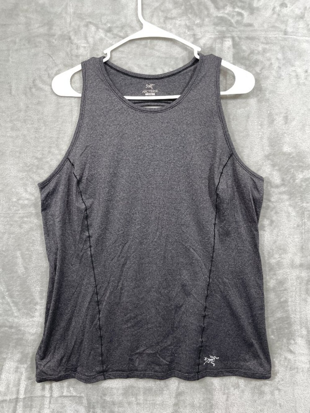Arc'teryx Women's Large Gray Active Sleeveless Tank Top Keyhole Back Gym Running